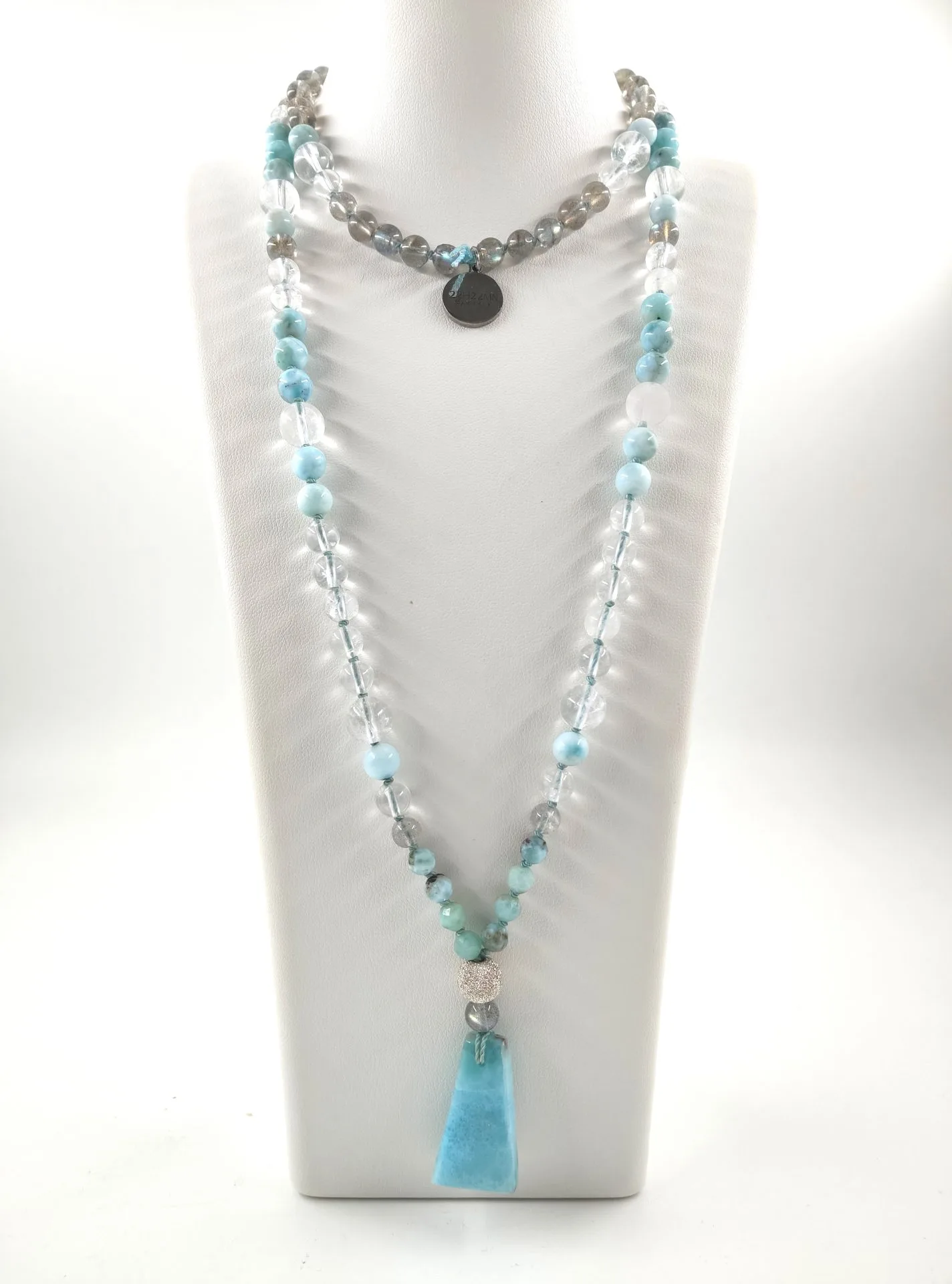 mala larimar et labradorite, préserver sa paix intérieure.
