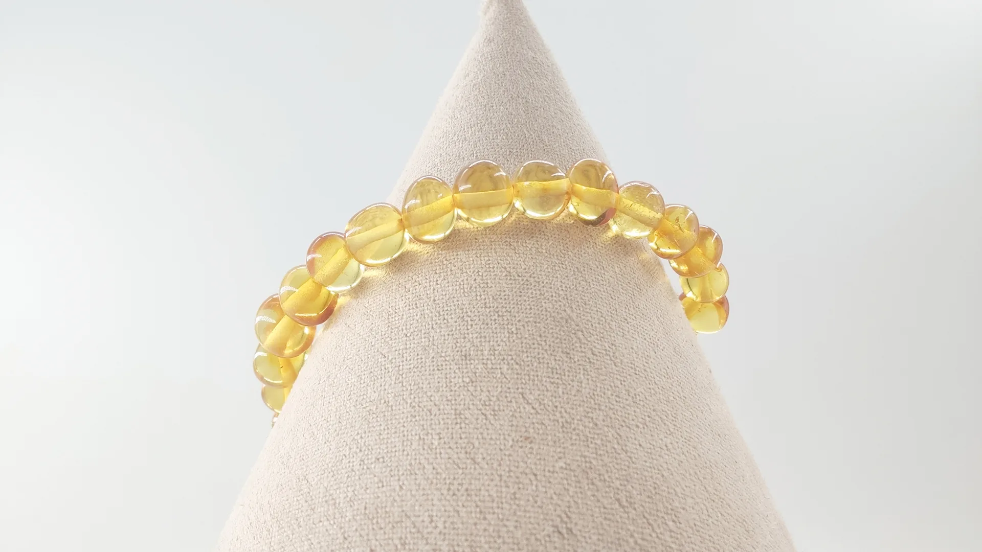 Ambre jaune
